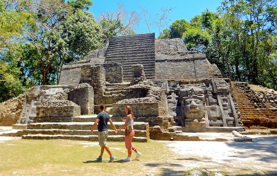 Maya Reef Explorer - Lamanai Mayan Ruins